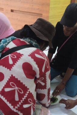 Kesal Dengan Sikap Wakil Rakyat,Kantor DPRD Aru Disasi,Ada Tulisan Ini di Atas Gedungnya